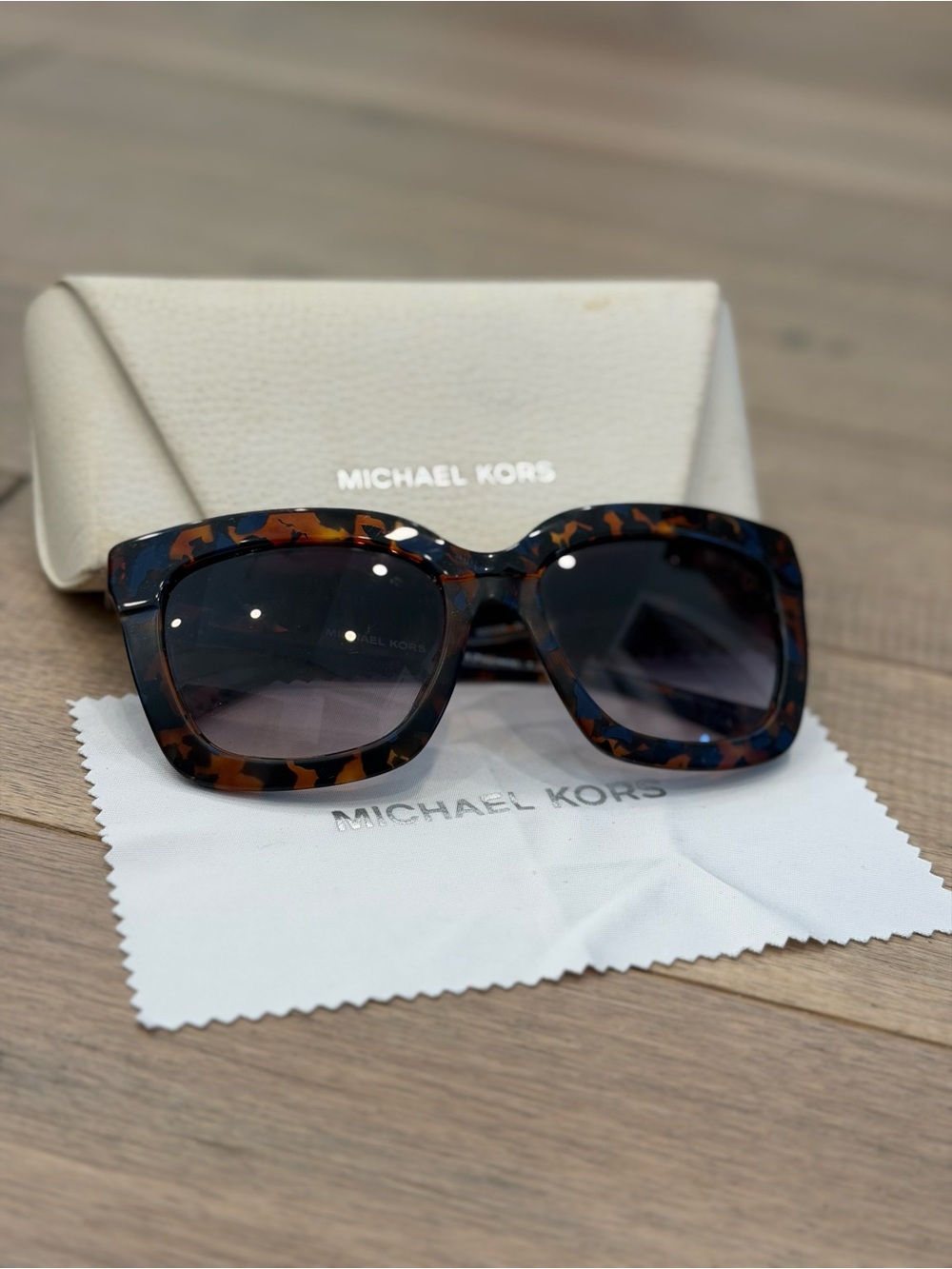 Michael Kors Women's Tortoise Square Sunglasses - Brown/Black and Navy Gradient
